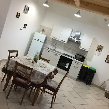 Dom wakacyjny House Maria Paradiso *